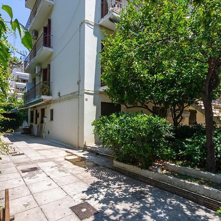 Comfy Apartment Close To Floisvos Beach Athens Exterior photo